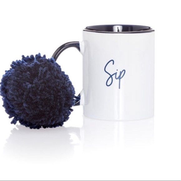 Sip Mug with Pom - Picture 1 of 4